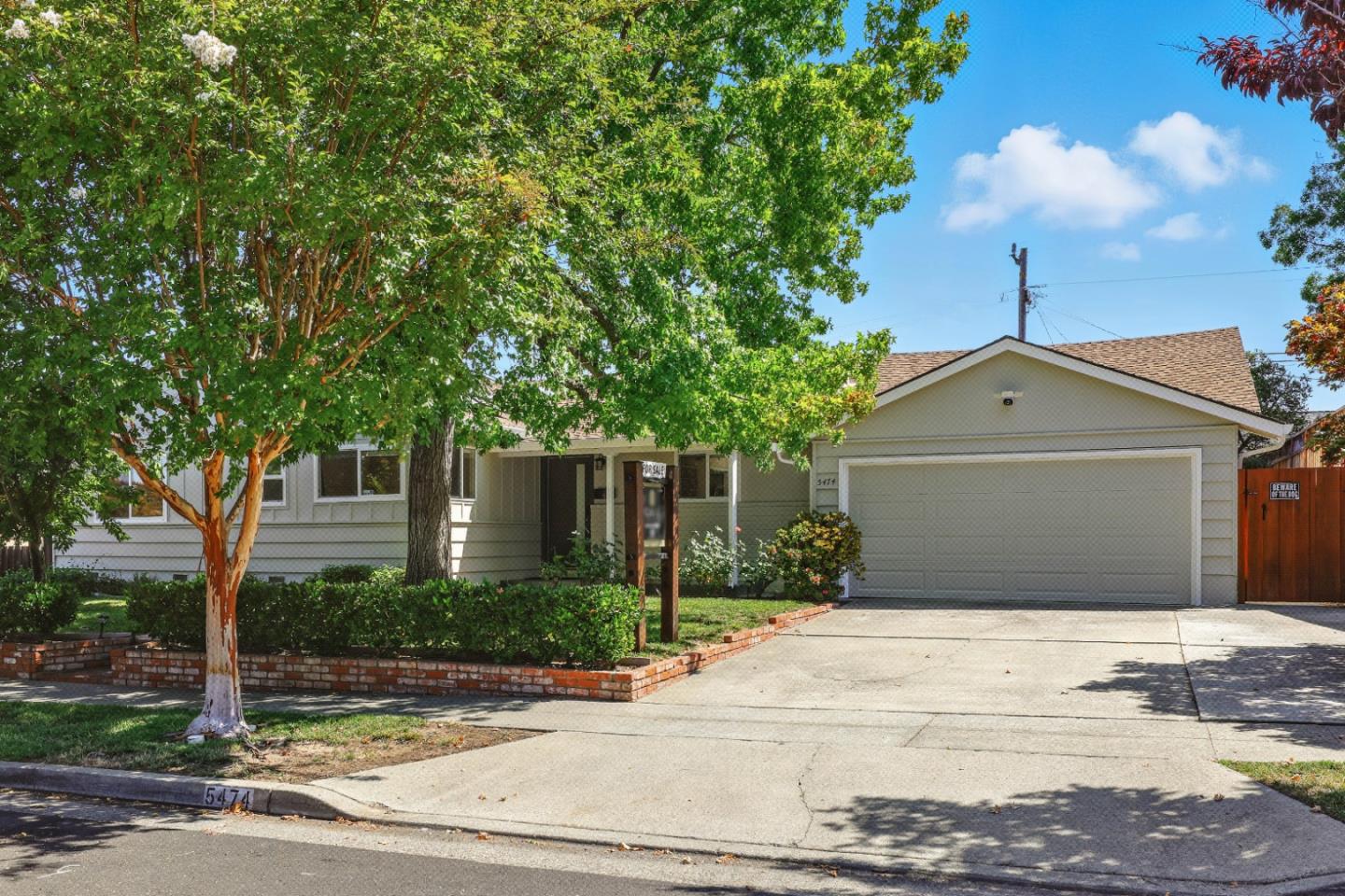 5474 Blossom Wood Drive
