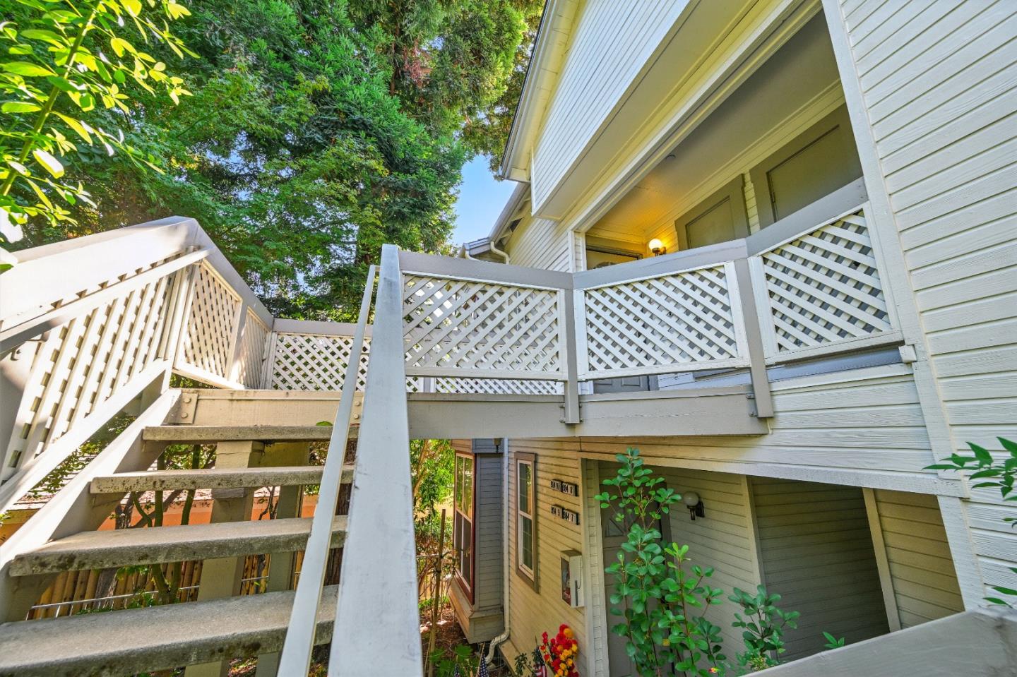 984 Belmont Terrace 10