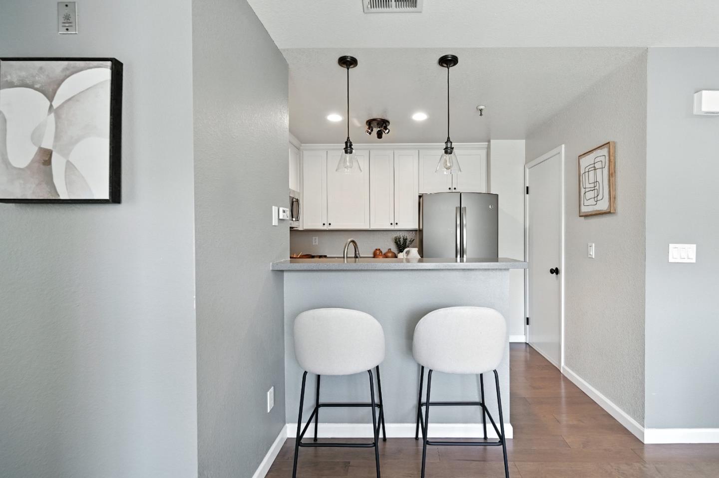 984 Belmont Terrace 10