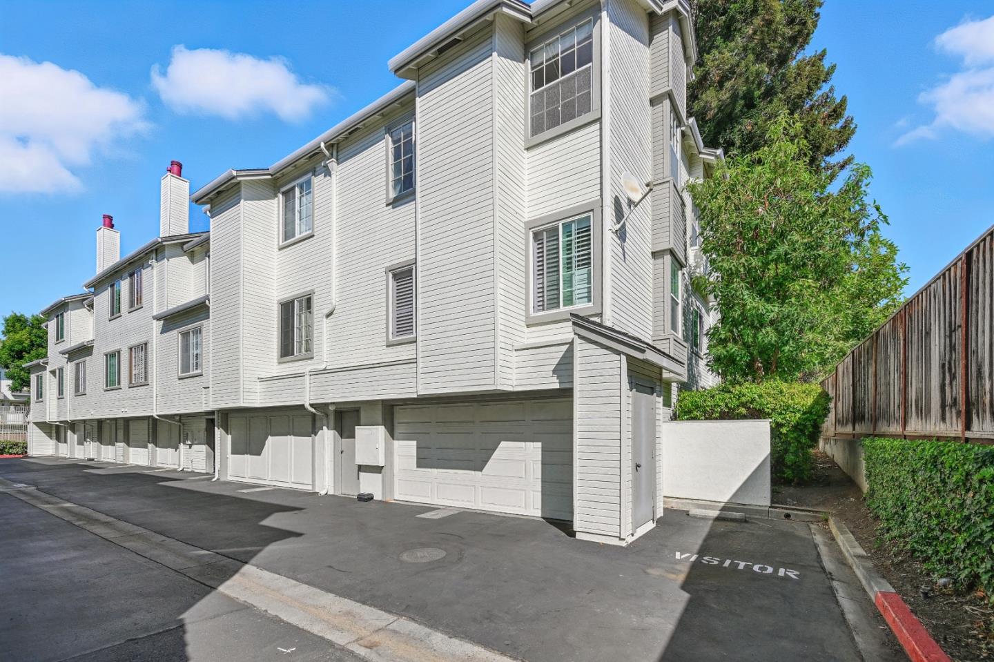 984 Belmont Terrace 10