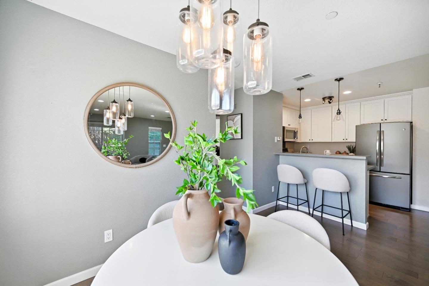 984 Belmont Terrace 10