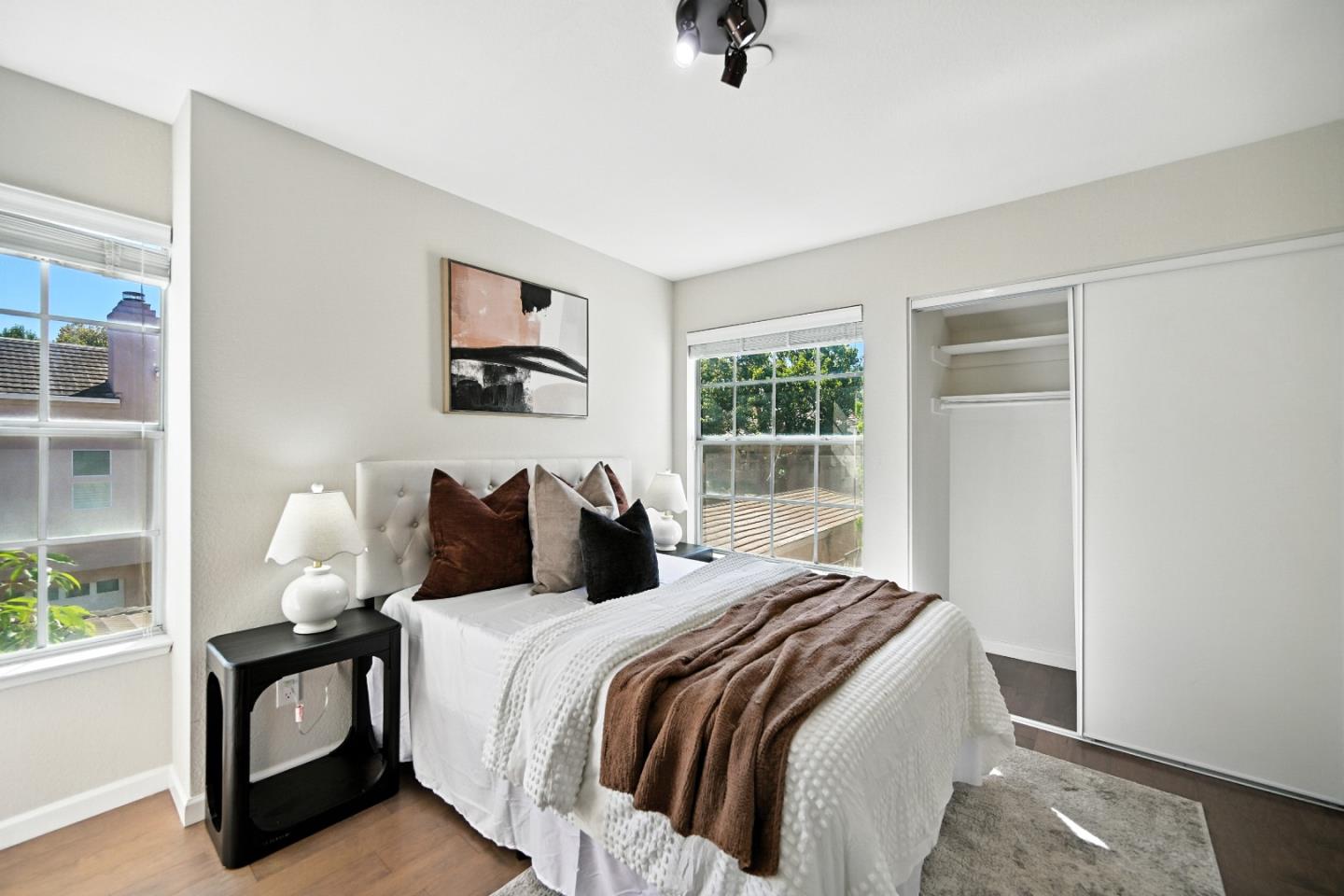 984 Belmont Terrace 10