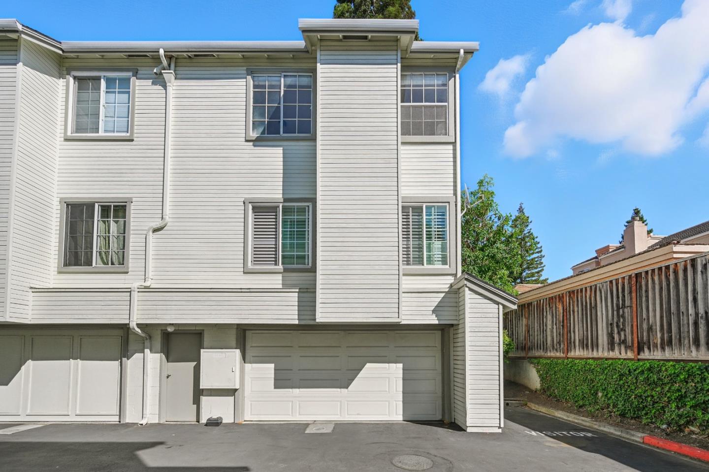 984 Belmont Terrace 10