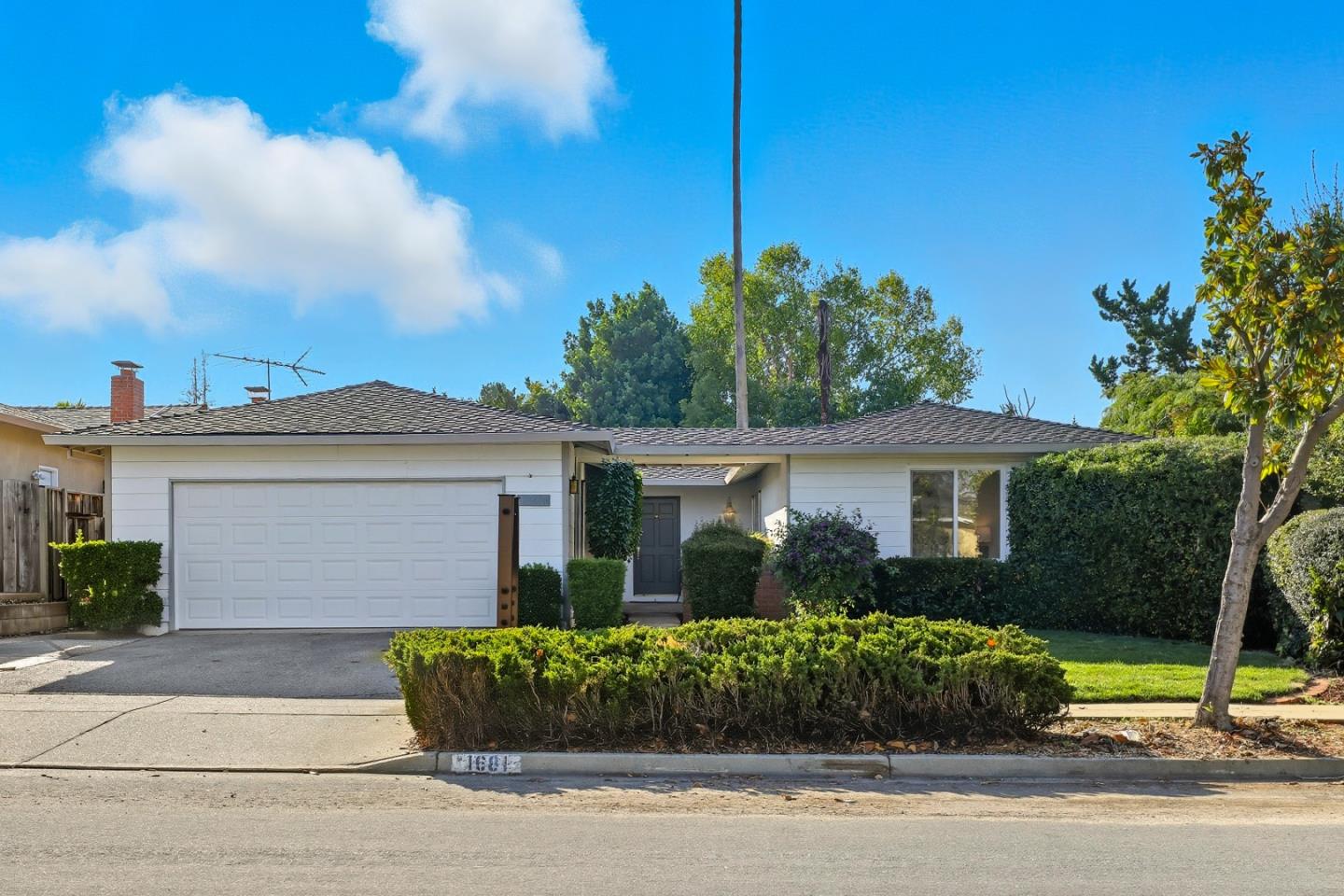 1681 Danromas Way