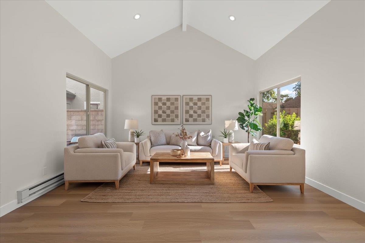 2576 Knightsbridge Lane