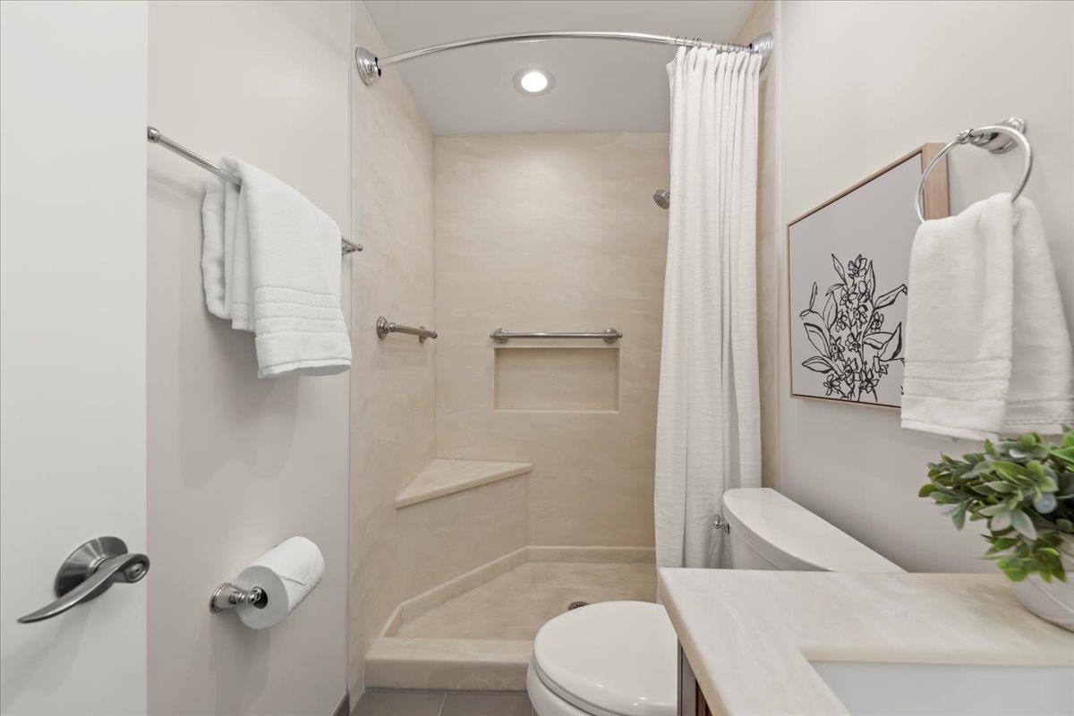 2576 Knightsbridge Lane