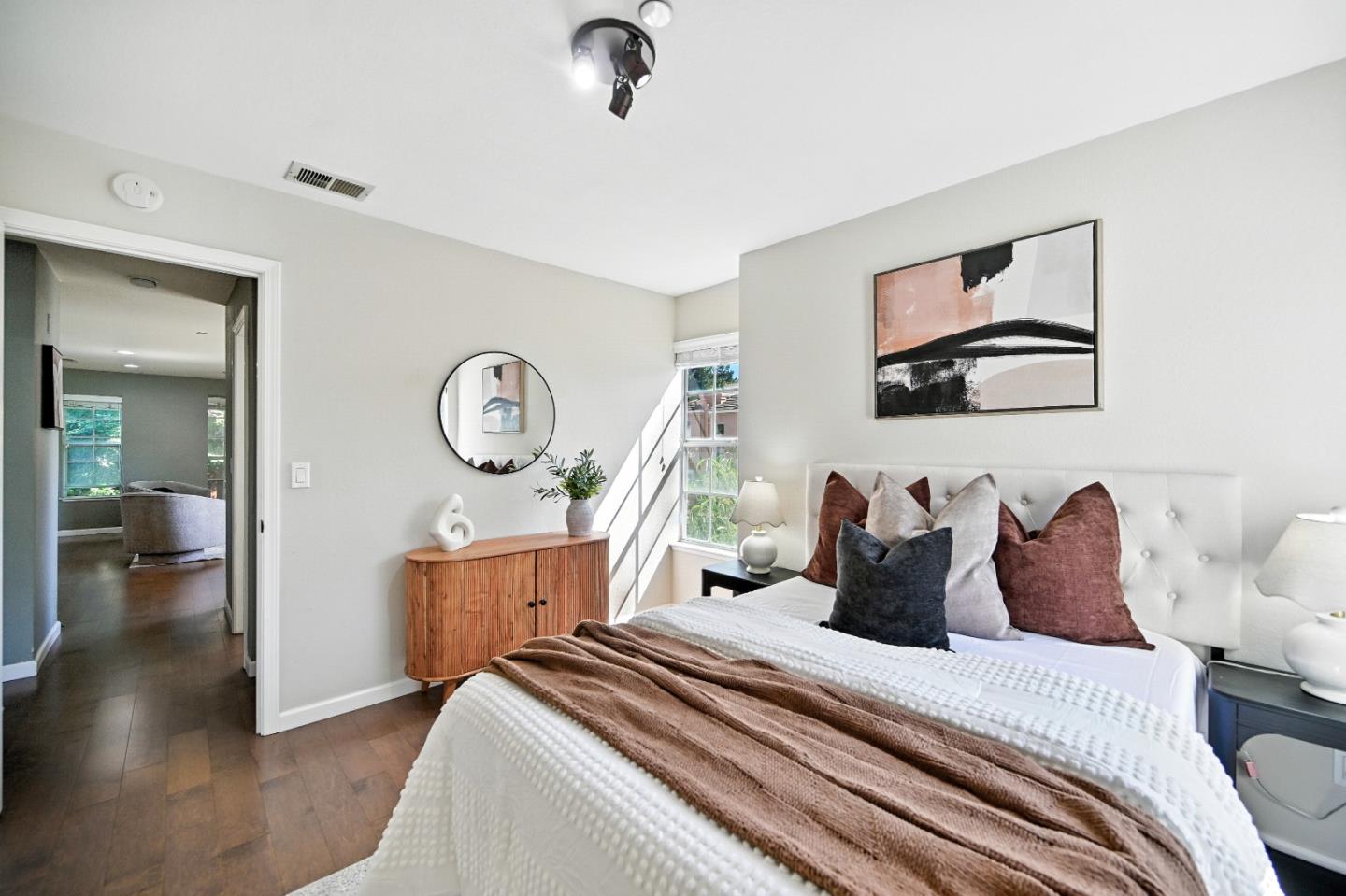 984 Belmont Terrace 10