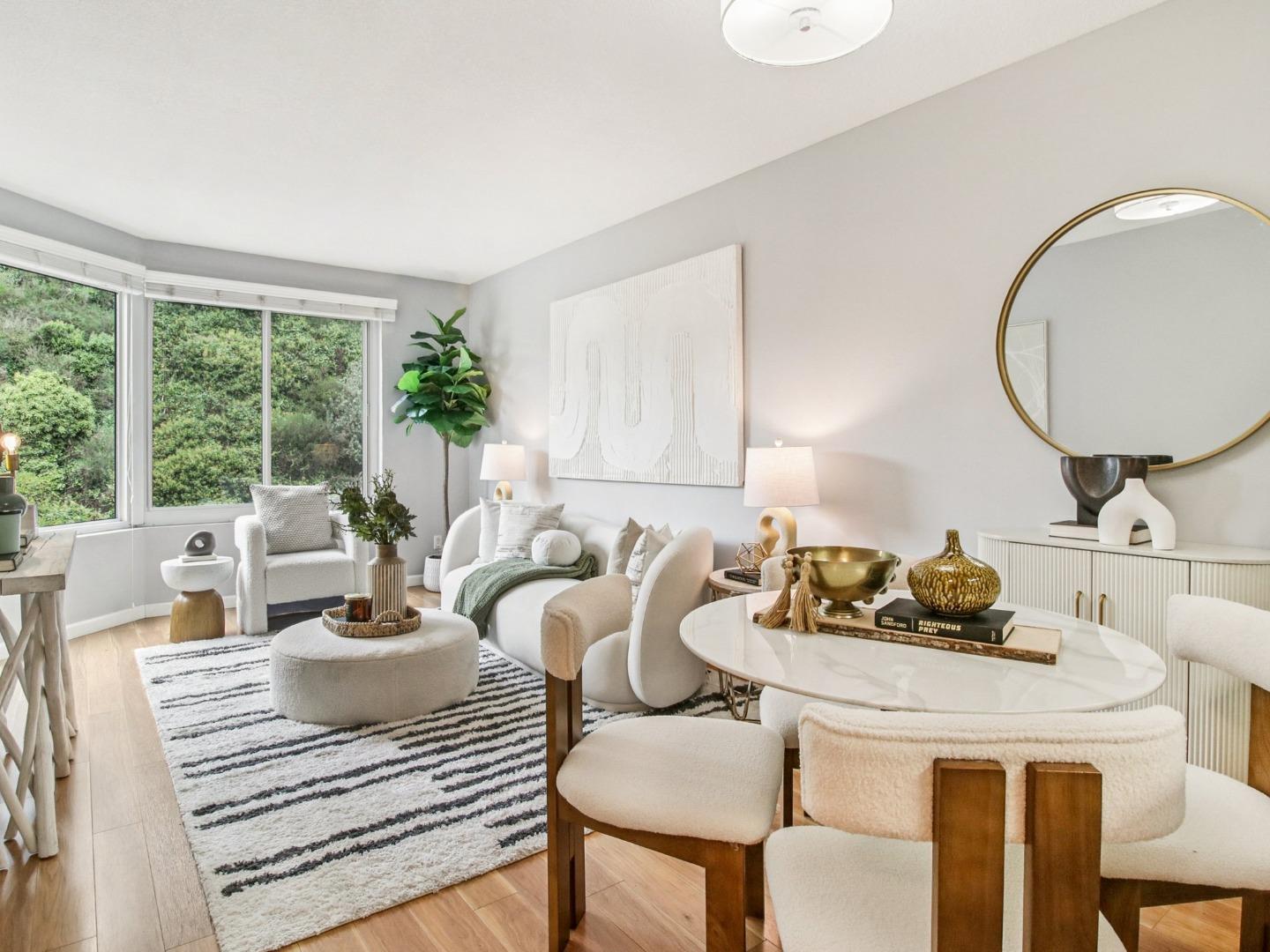 240 Lombard ST 727