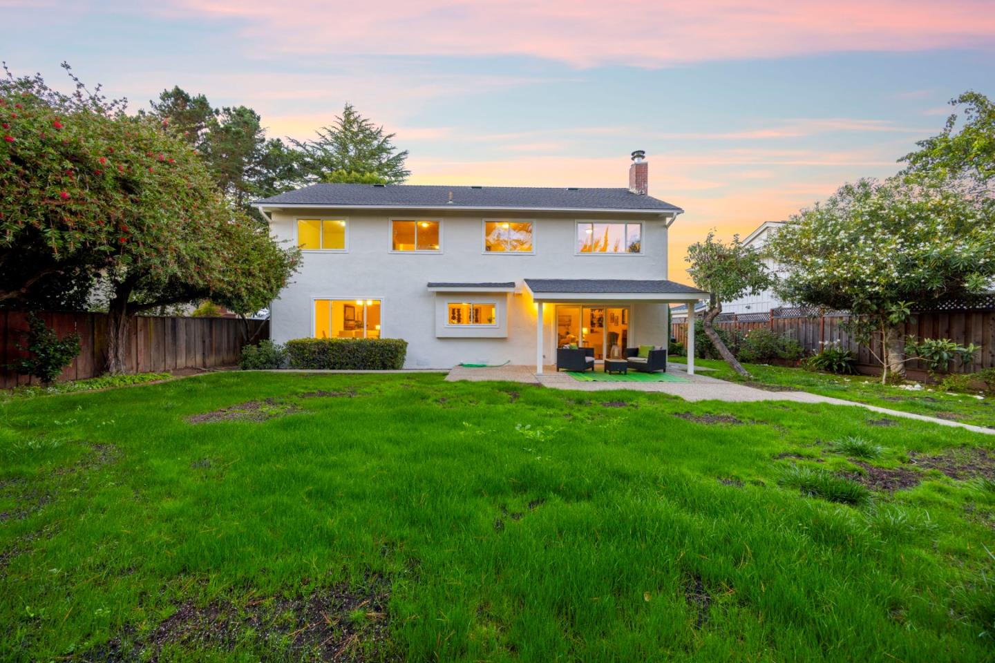 2713 Comstock Circle