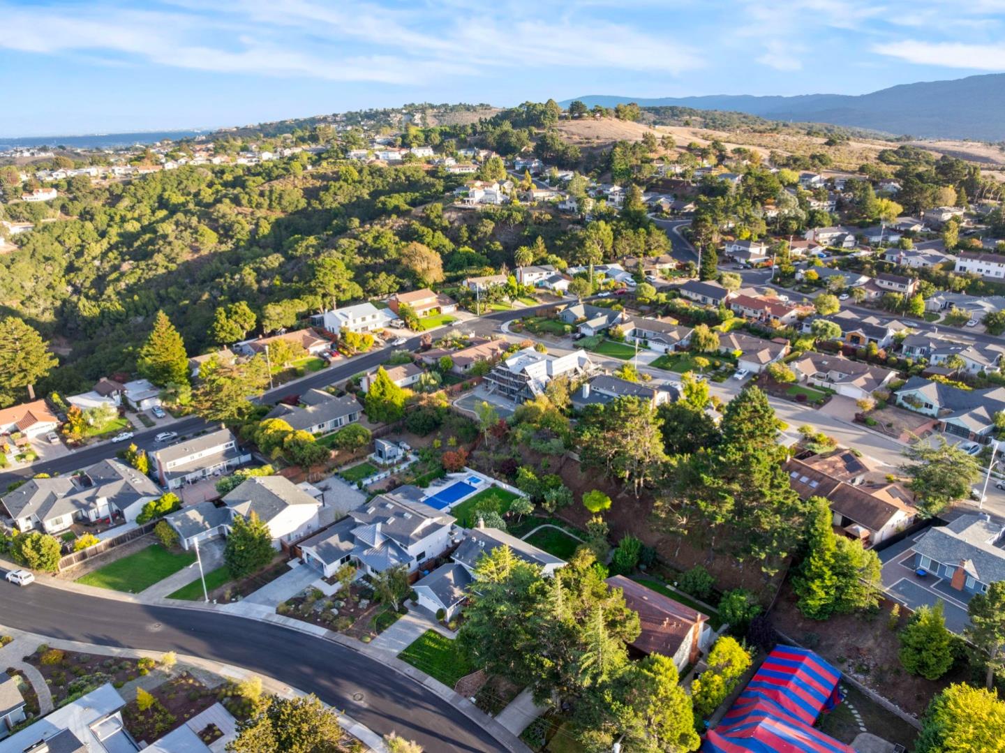 2713 Comstock Circle