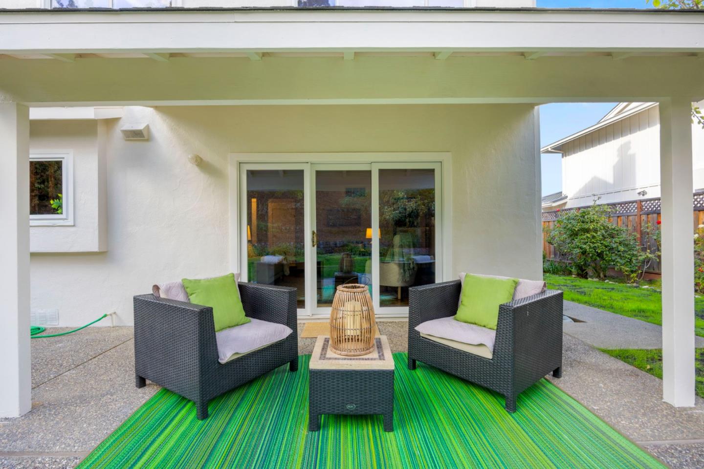 2713 Comstock Circle