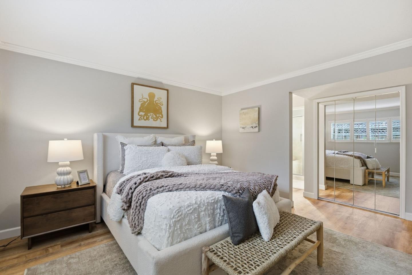 863 Laburnum Drive