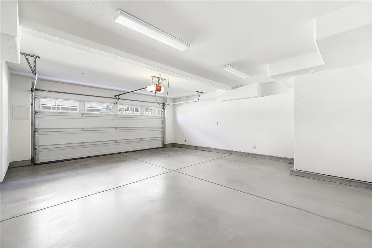 1956 Montecito Avenue