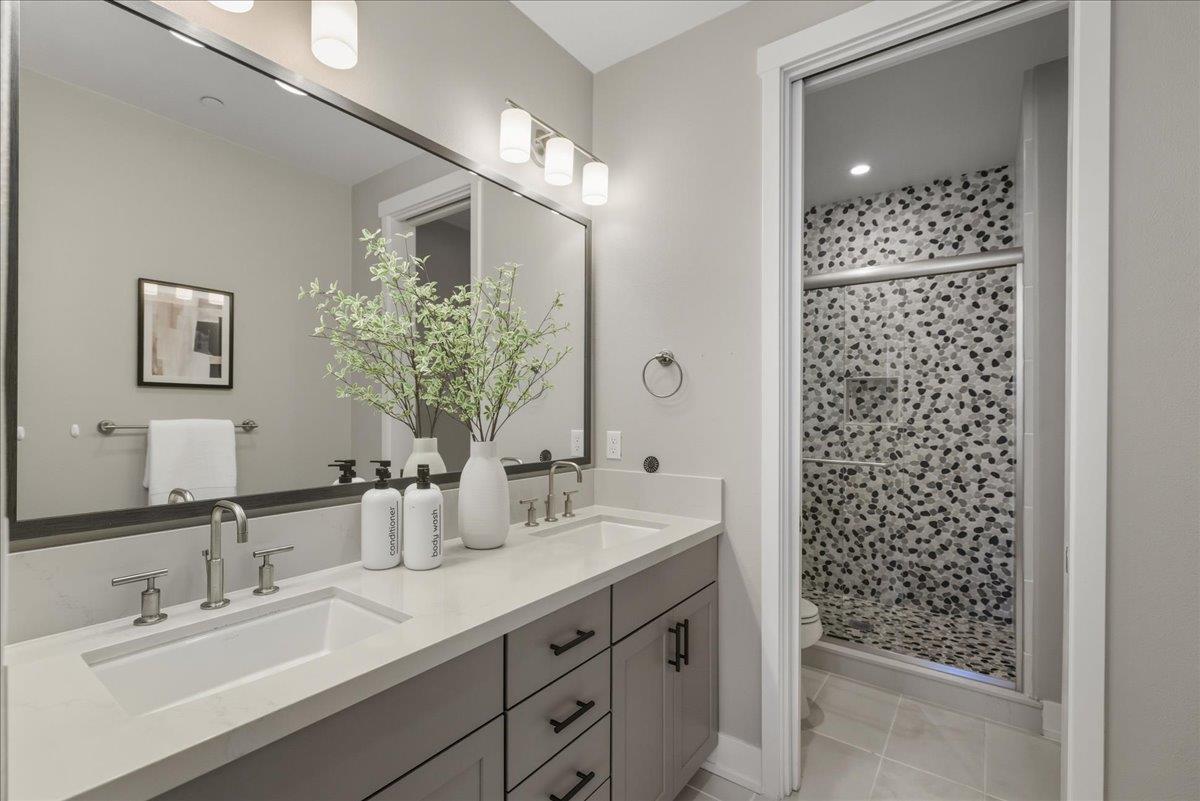 1956 Montecito Avenue