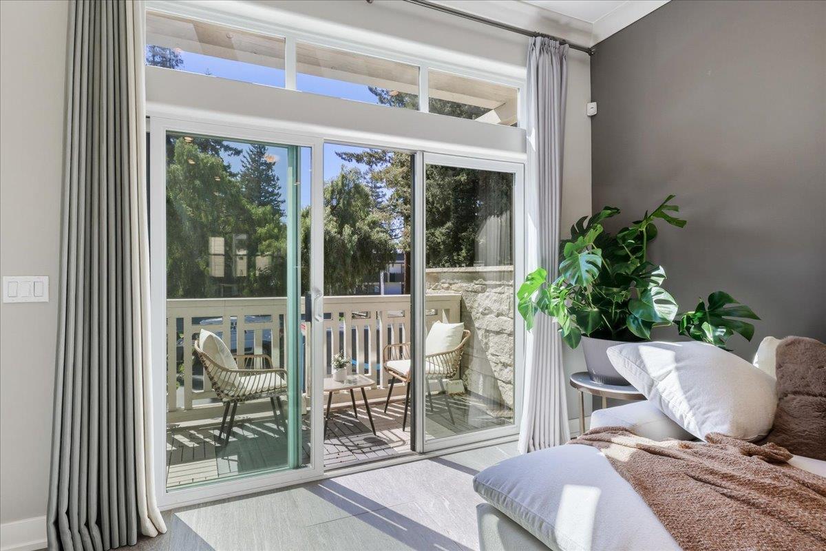 1956 Montecito Avenue