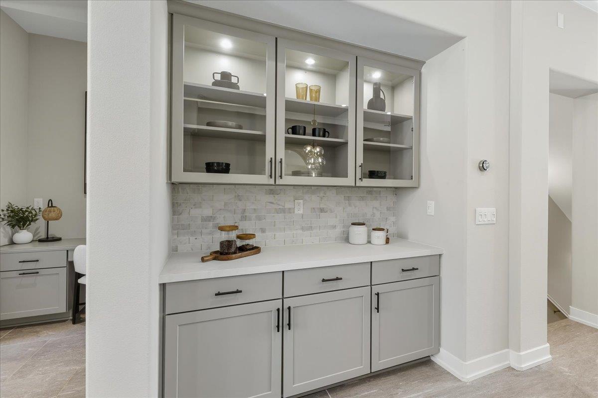 1956 Montecito Avenue