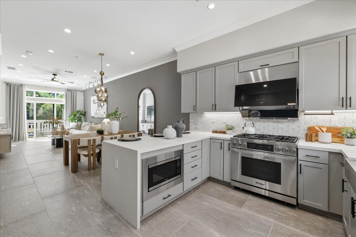 1956 Montecito Avenue