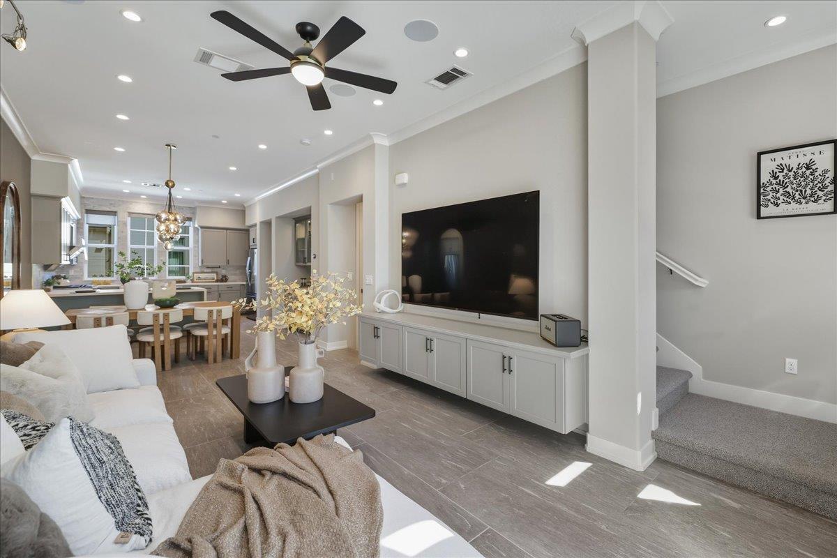 1956 Montecito Avenue