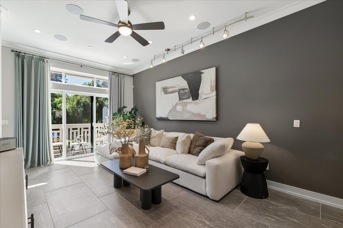 1956 Montecito Avenue