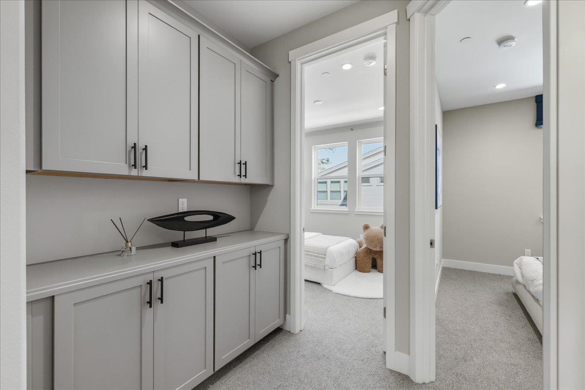 1956 Montecito Avenue