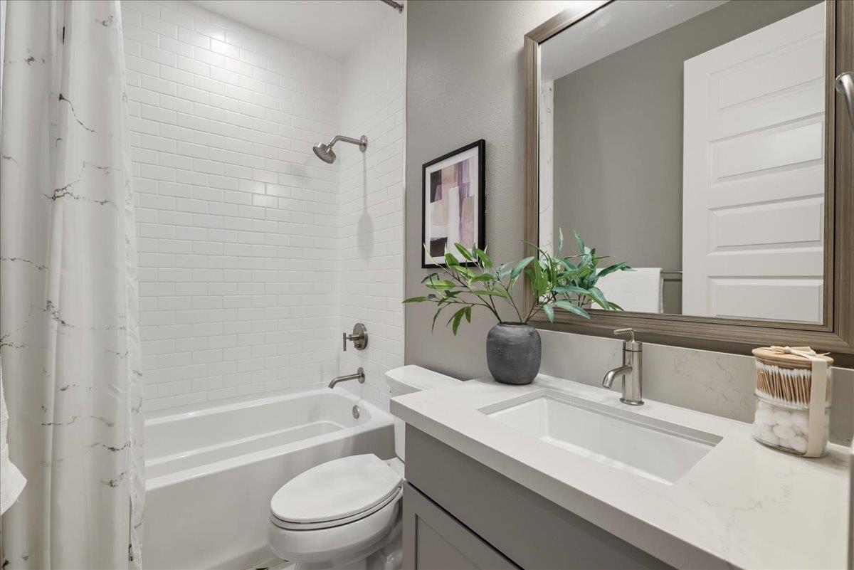 1956 Montecito Avenue