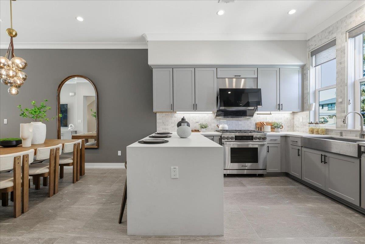 1956 Montecito Avenue