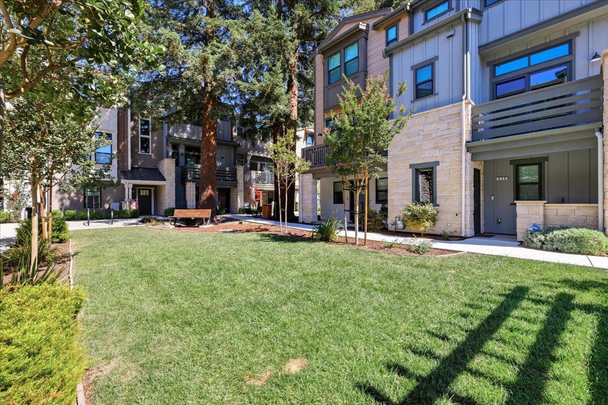 1956 Montecito Avenue