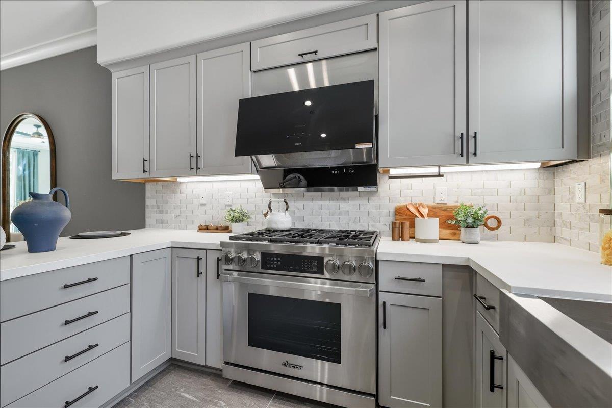 1956 Montecito Avenue