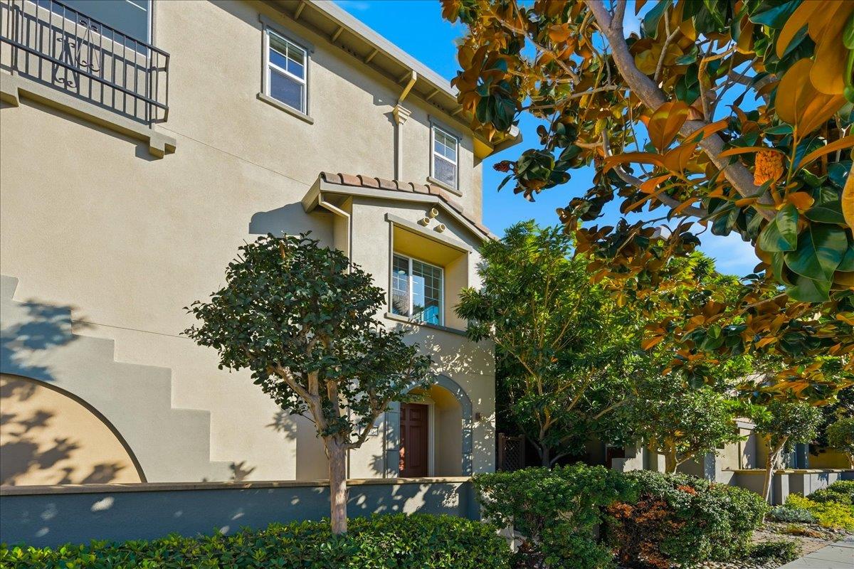 536 Almaden Walk Loop