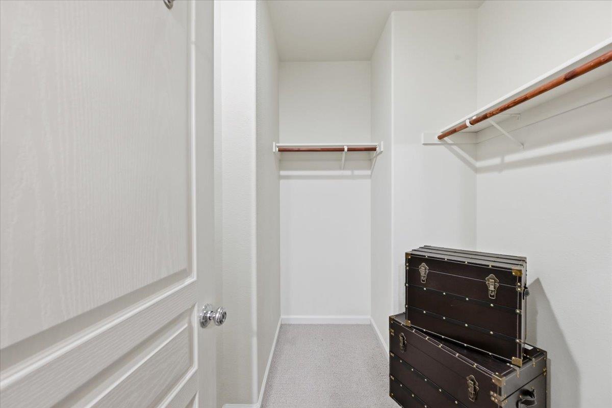 536 Almaden Walk Loop