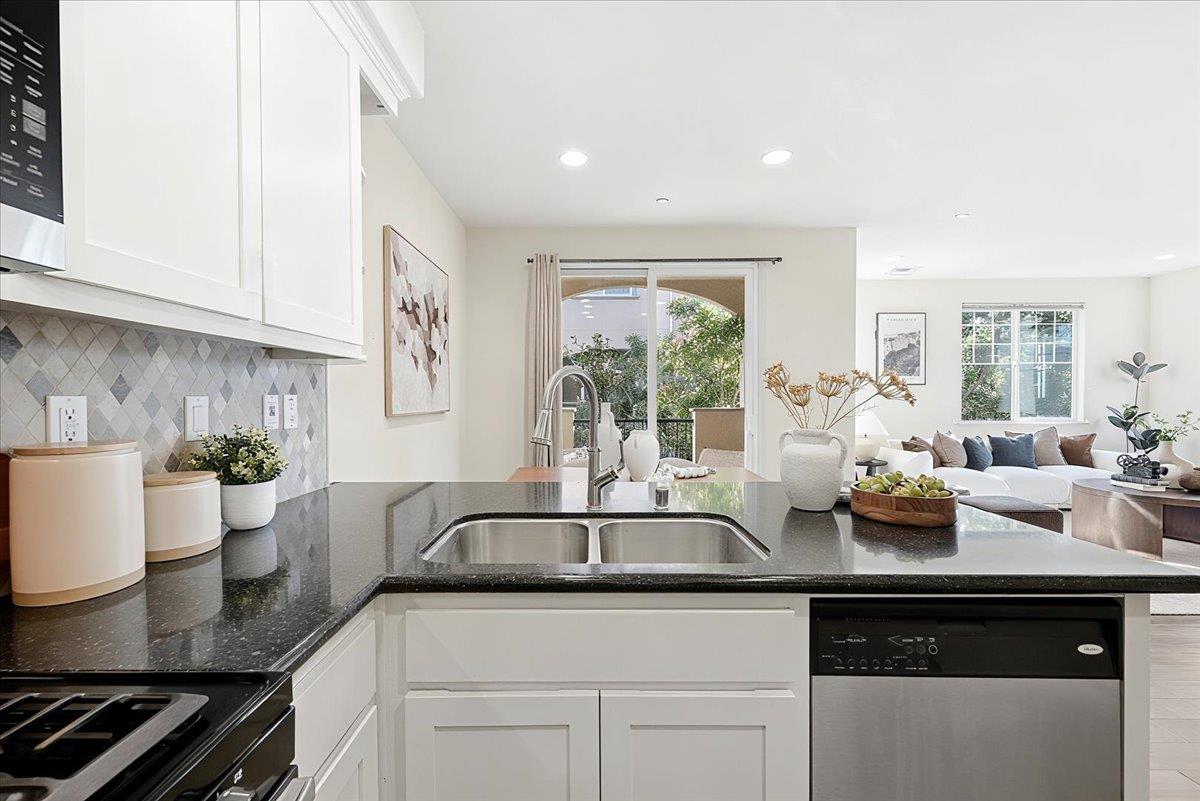 536 Almaden Walk Loop