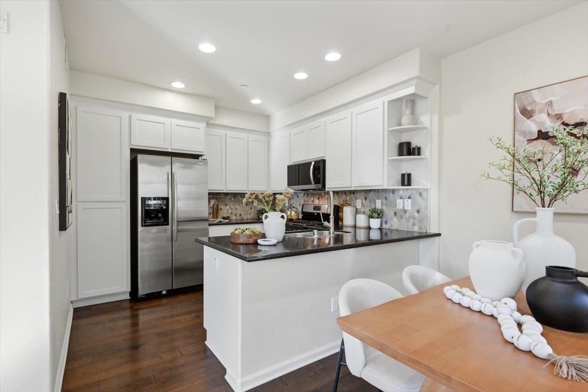 536 Almaden Walk Loop