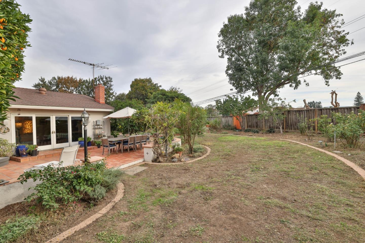 3772 Thrush Way