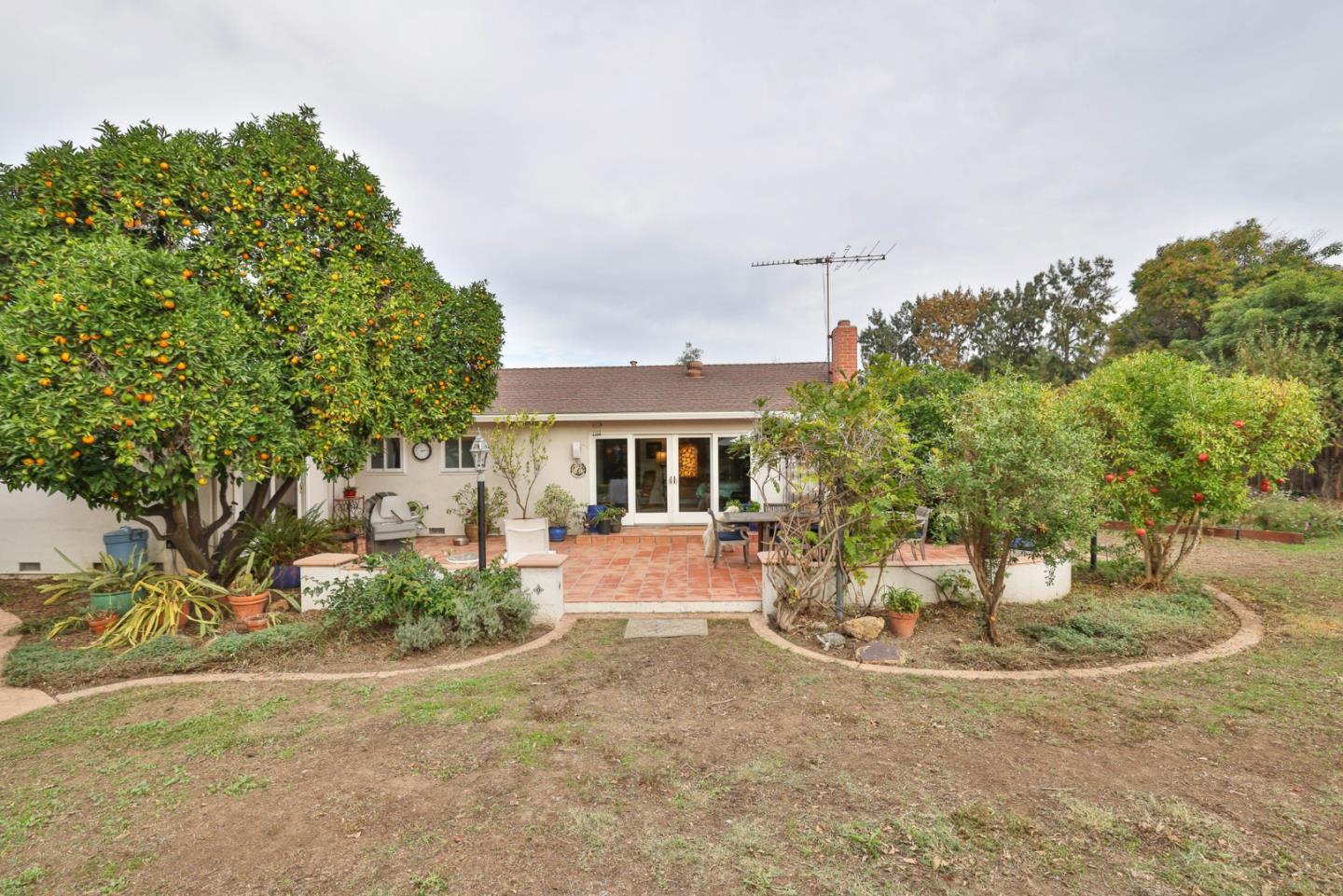 3772 Thrush Way