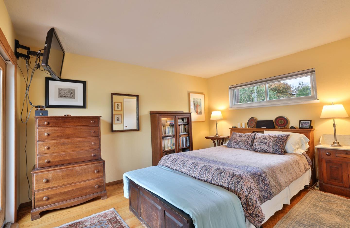 3772 Thrush Way