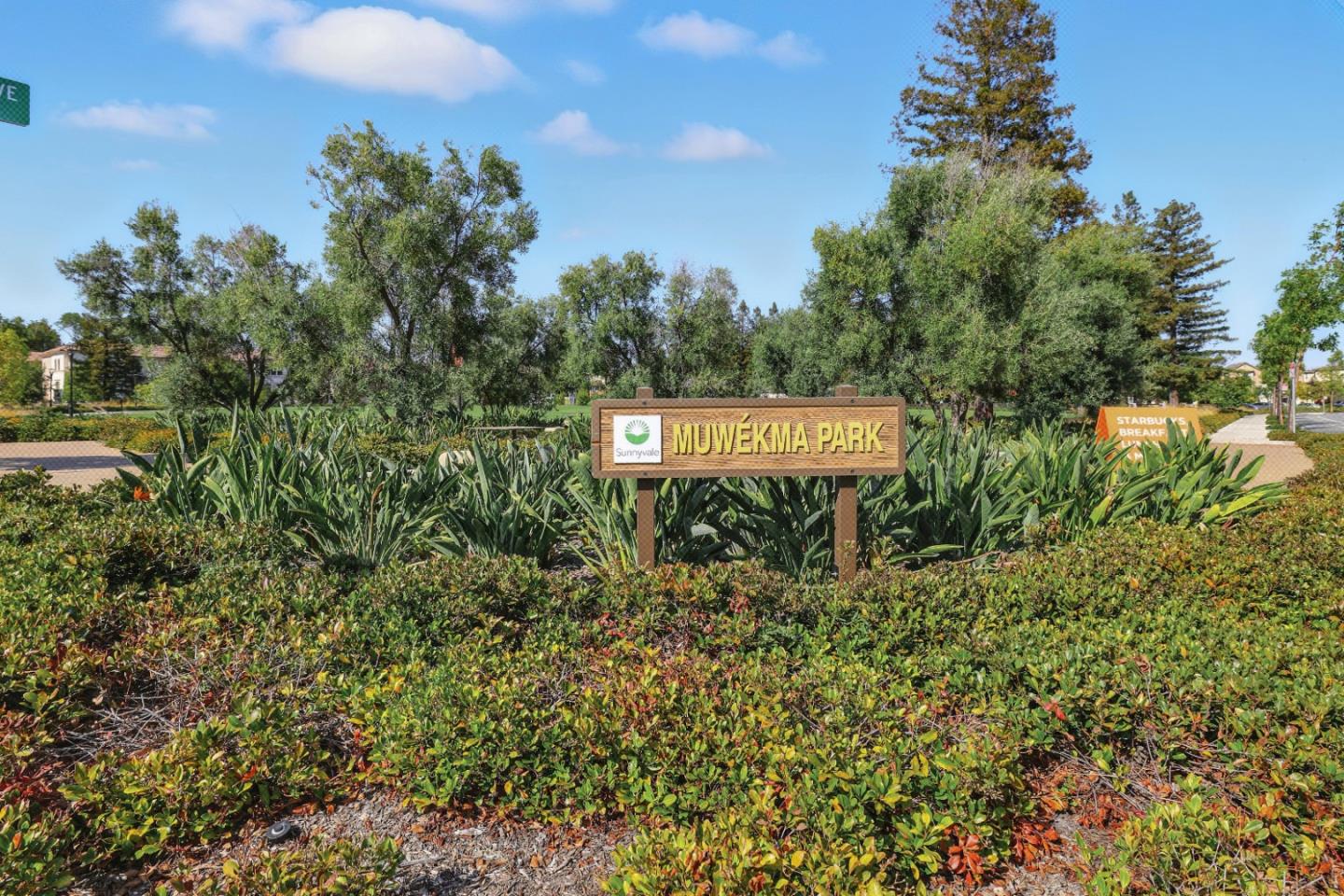 930 Highland Terrace