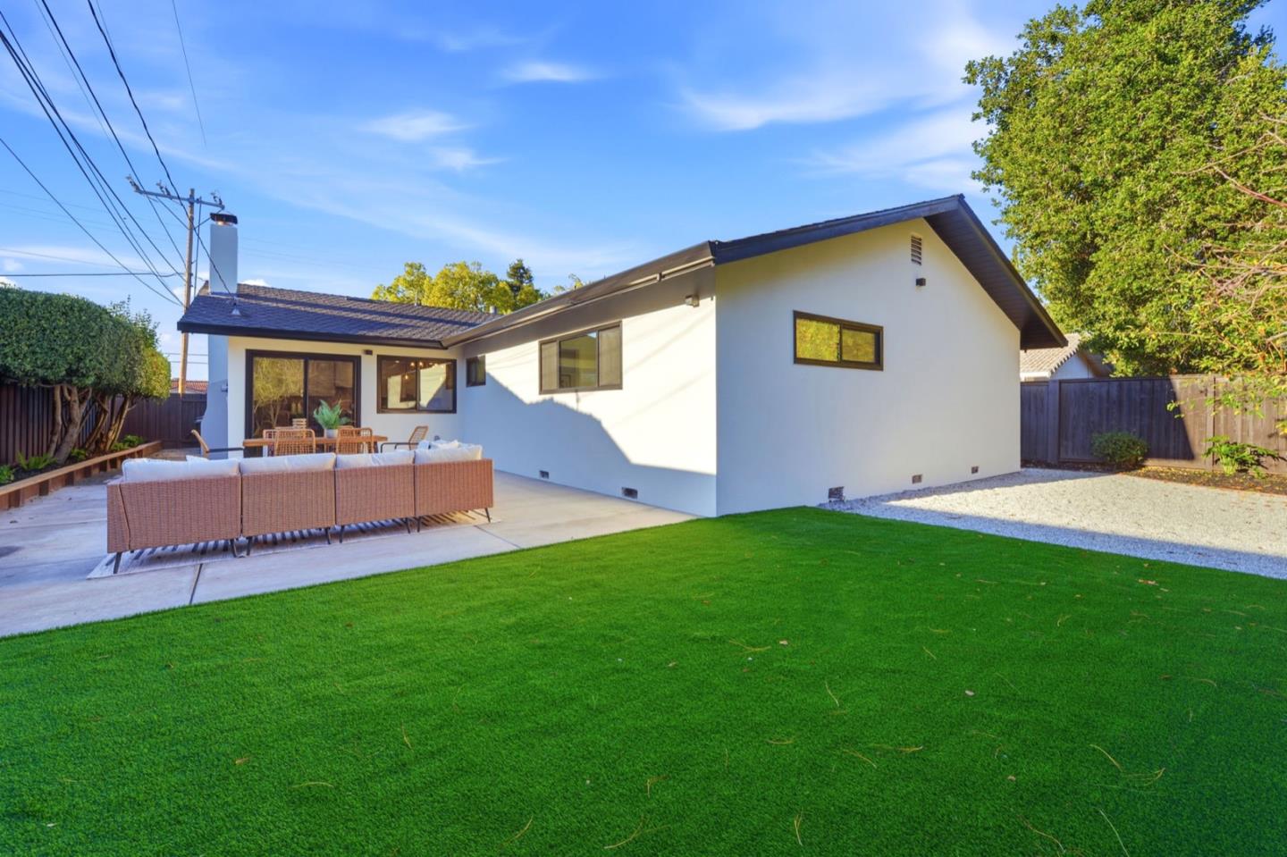 315 West Meadow Drive