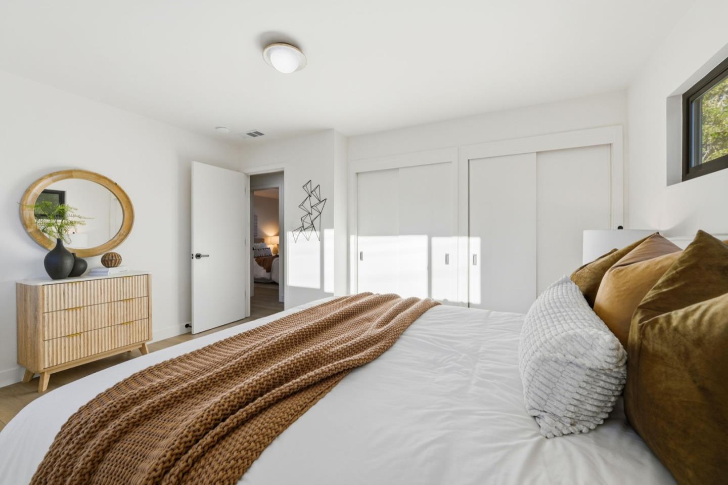 315 West Meadow Drive