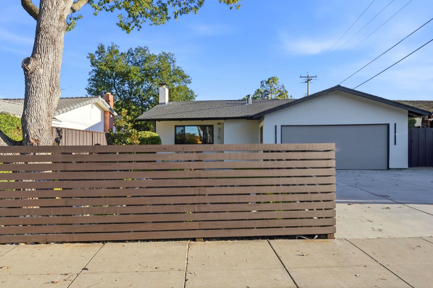 315 West Meadow Drive