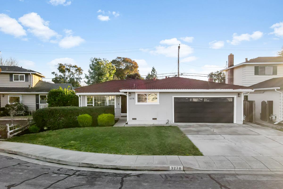 3278 Loma Alta Drive