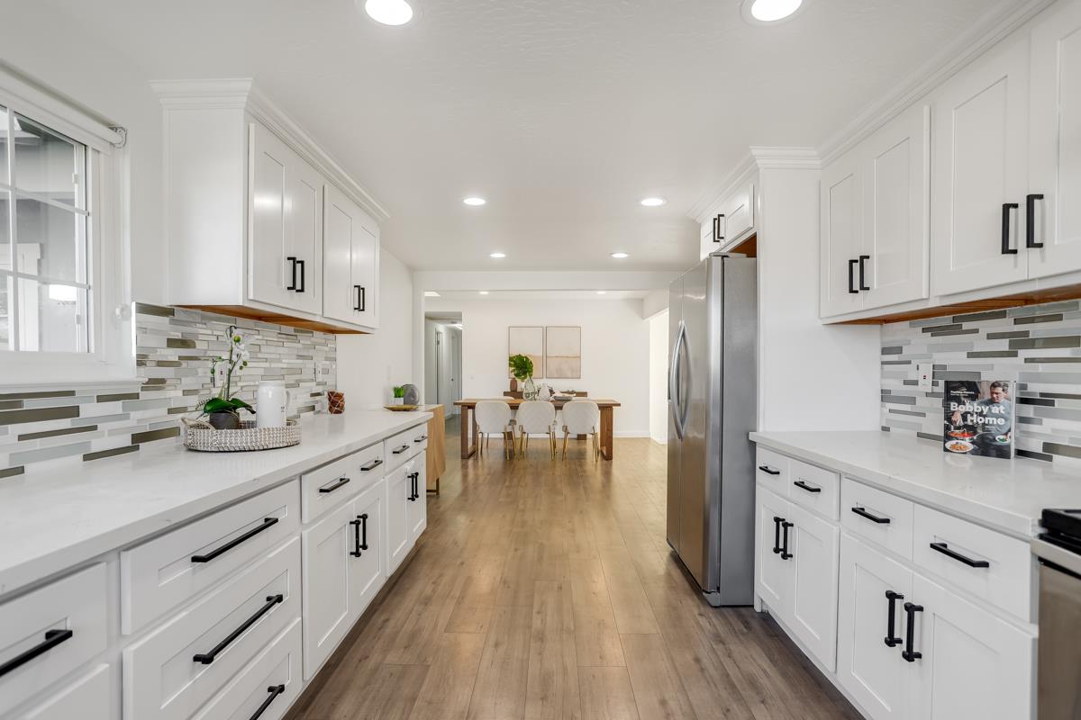 3278 Loma Alta Drive