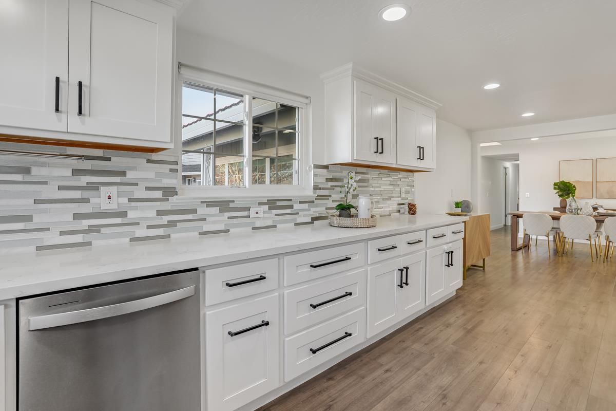 3278 Loma Alta Drive