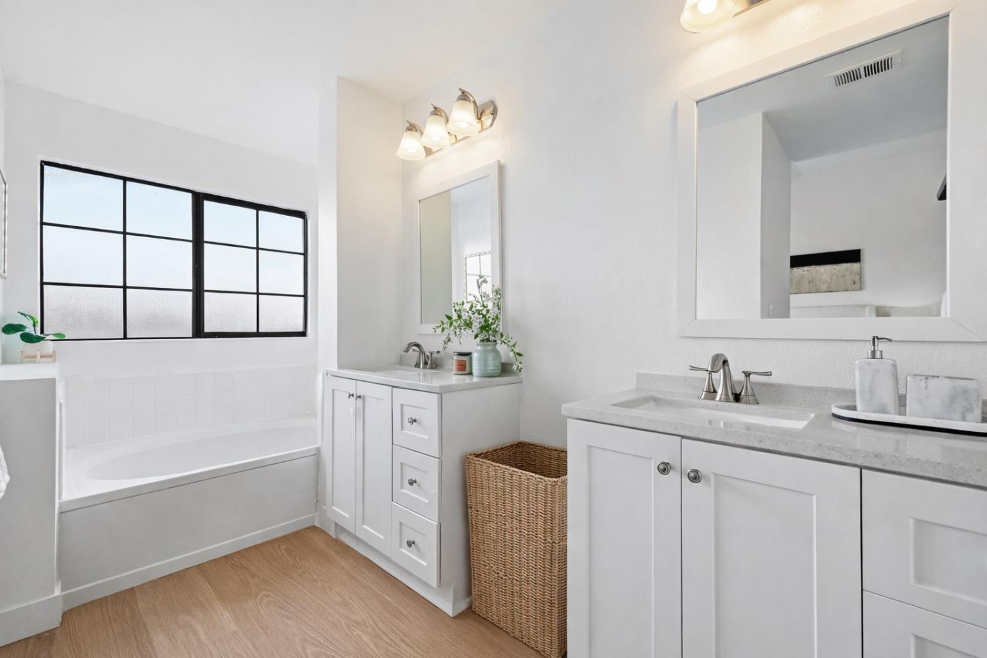 4808 Mendocino Terrace