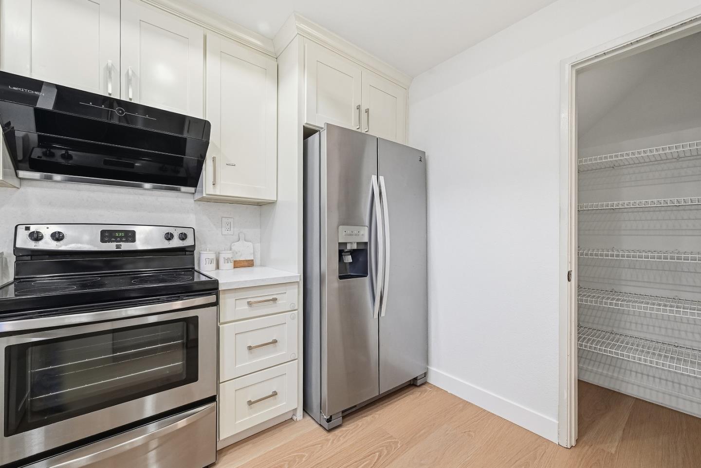 4808 Mendocino Terrace