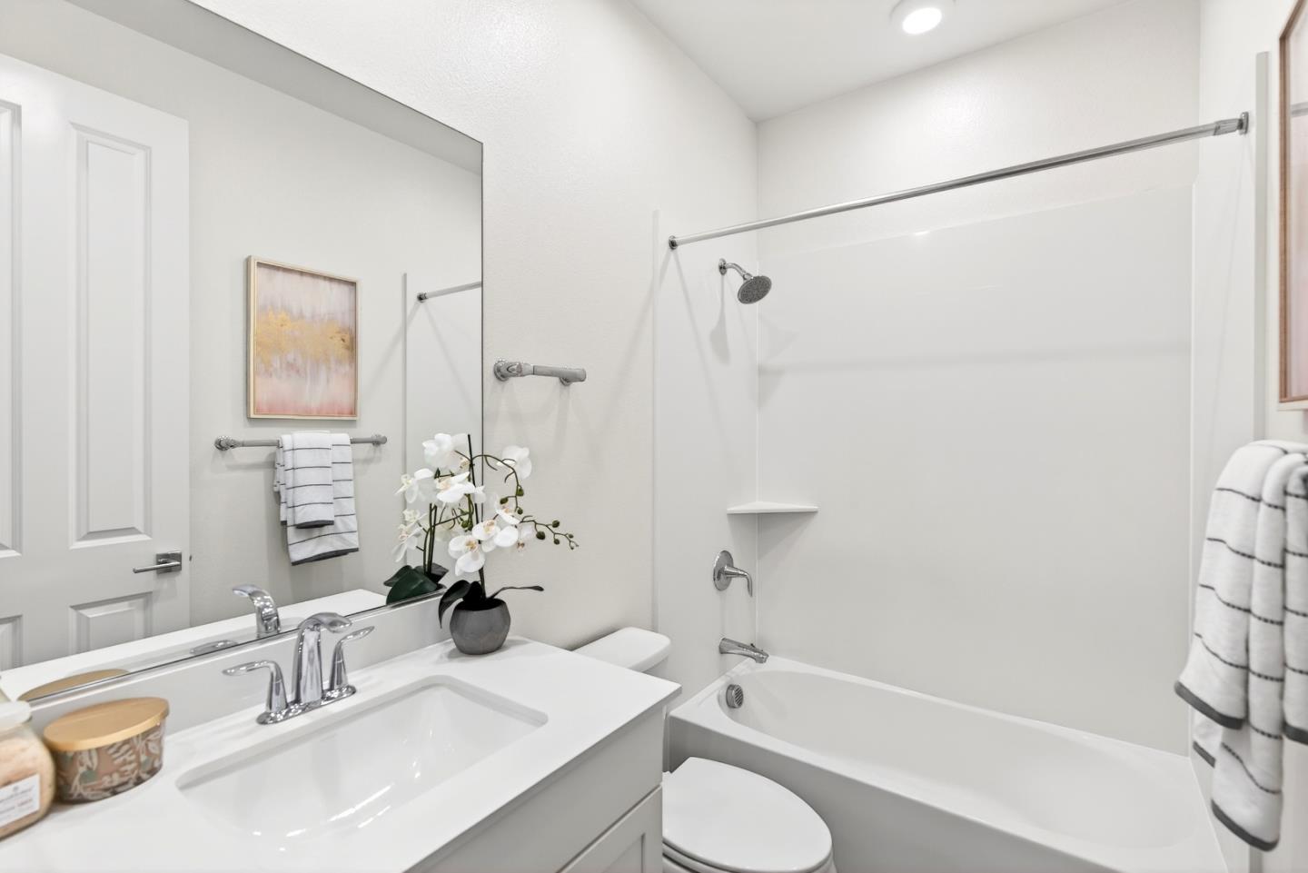 817 Galt Terrace 4