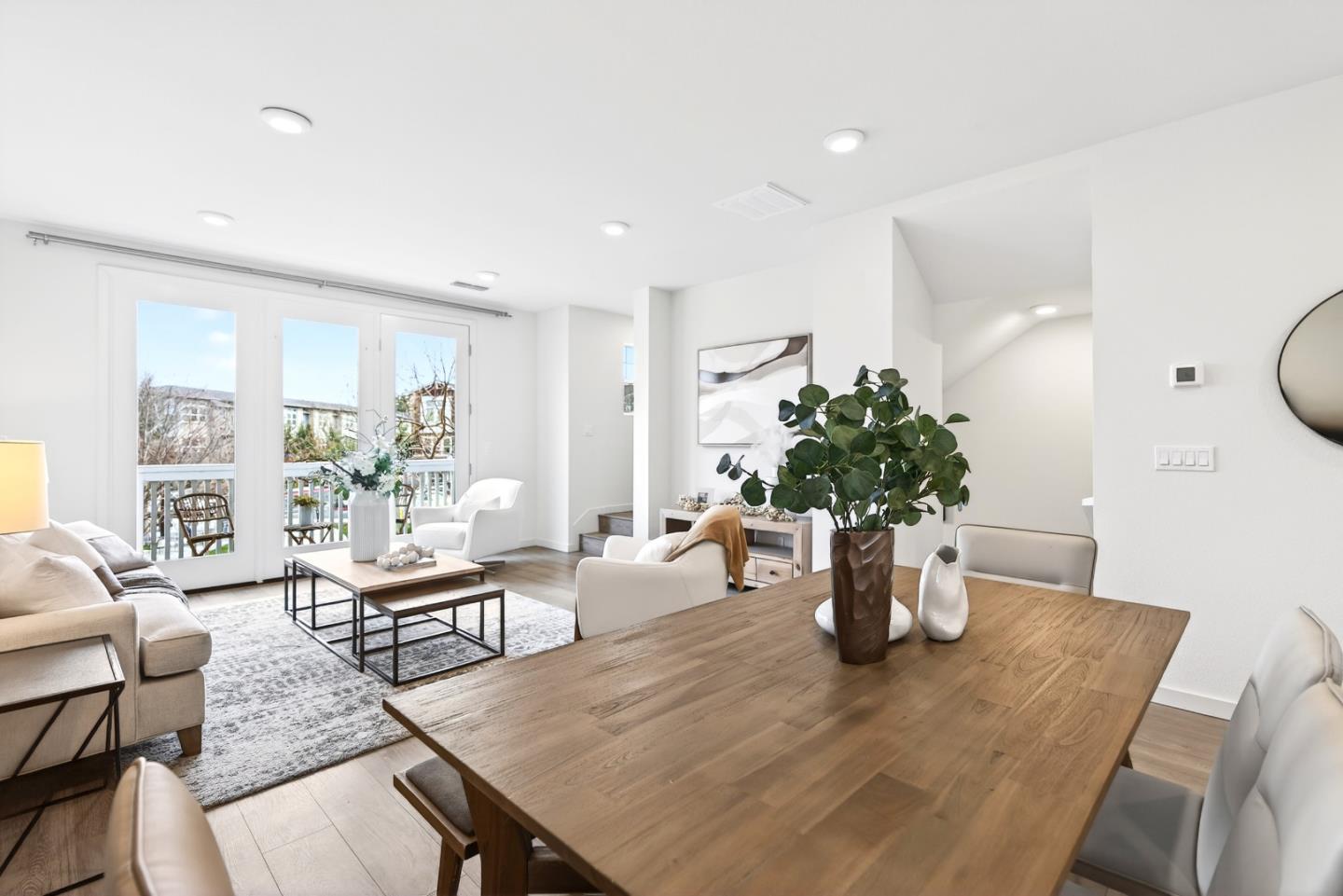 817 Galt Terrace 4