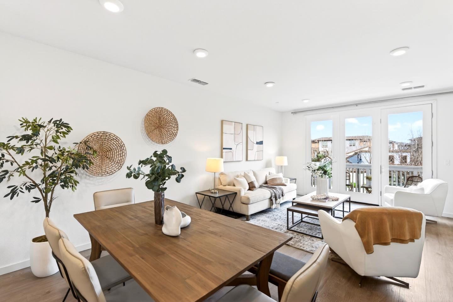 817 Galt Terrace 4