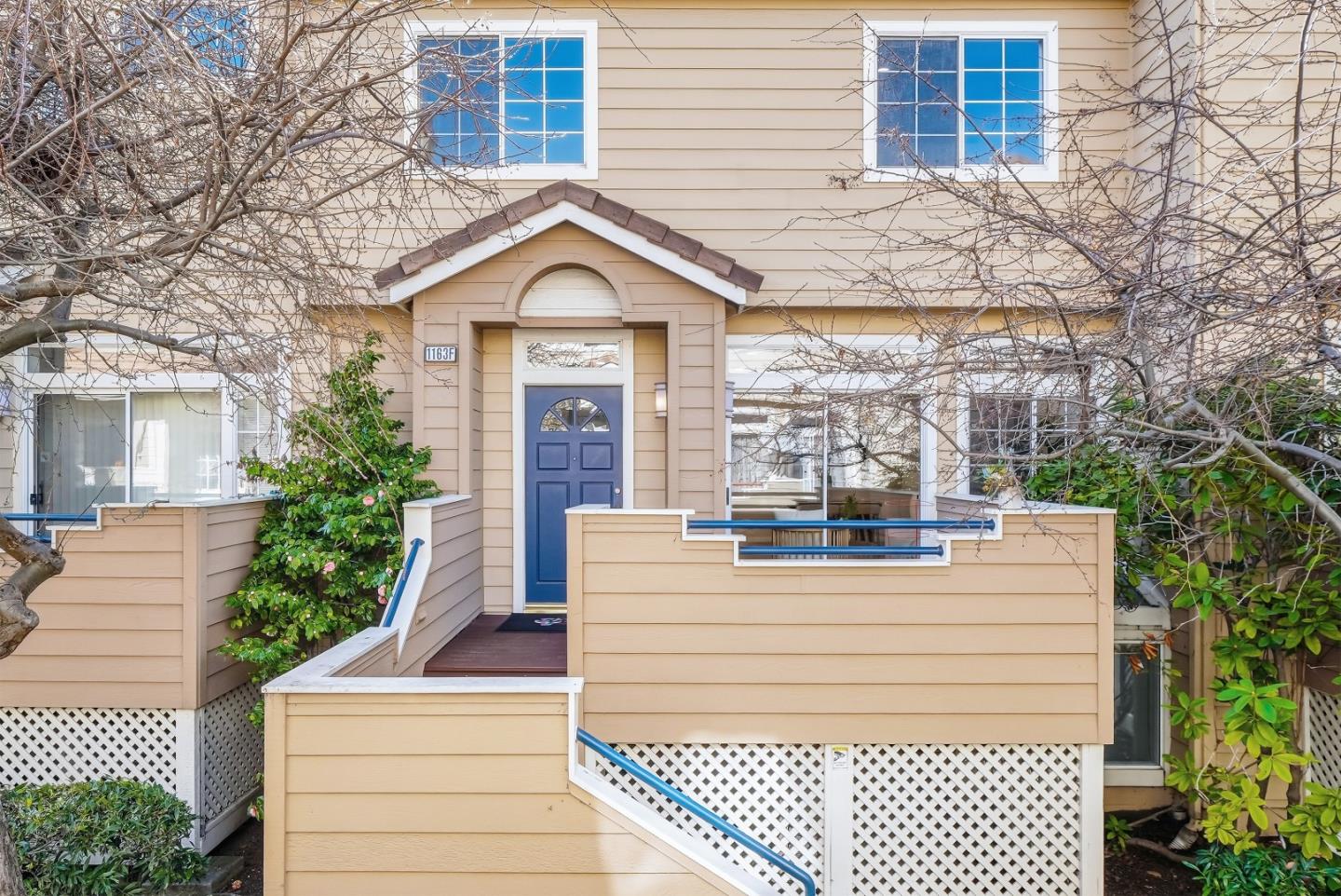 1163 La Rochelle Terrace F