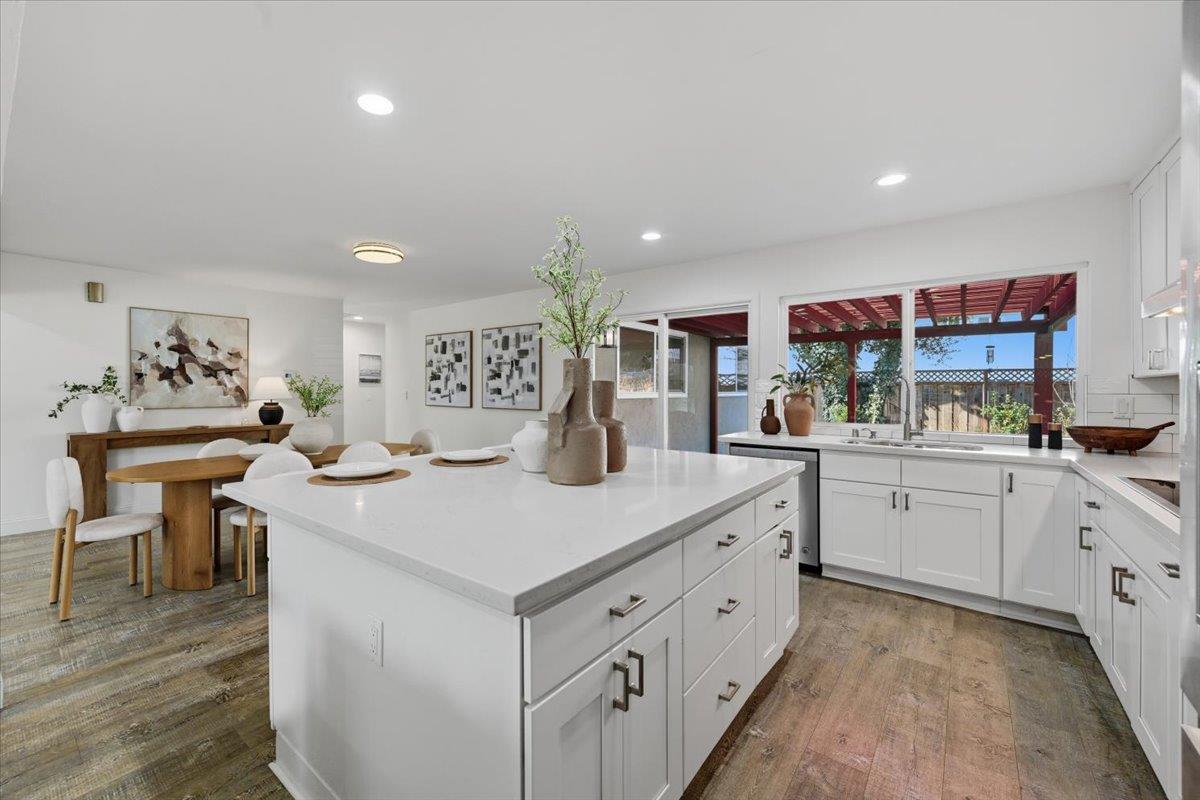2441 Lambert Place