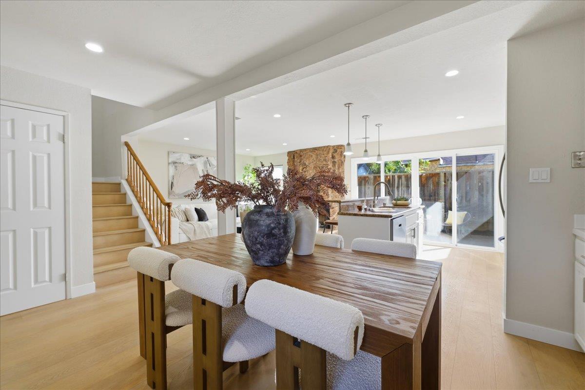 275 South Bayview Avenue N